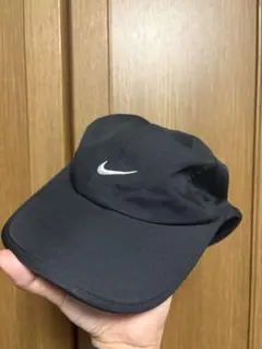 Nike Dri-FIT Featherlight ブラックキャップ
