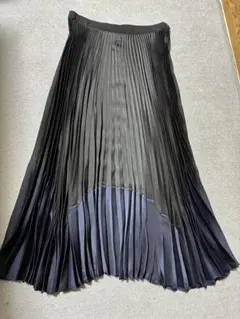 ユニクロC カラーブロックスカートブラック ネイビー　プリーツスカート Ｌサイズ