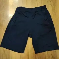 ネイビー ハーフパンツ サイズ130　紺　ズボン　ユニクロ