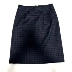 Aquascutum アクスキュータム タイトスカート 紺 A125のサムネイル
