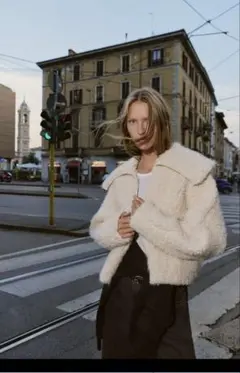 ZARA ボア生地保温フード付きアノラック M - メルカリ