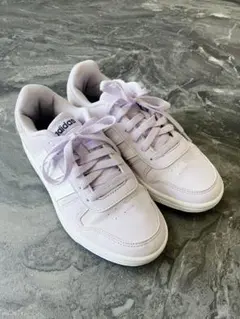 アディダス　シューズ　スニーカー　紫　パープル