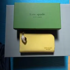刺繍工房＊様専用 Kate Spade デヴィン パテント 二つ折り財布 - メルカリ