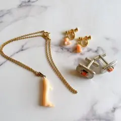 本珊瑚のネックレス、イヤリング、カフスのセット