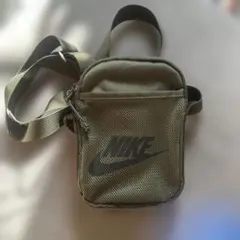 Item thumbnail for item 6e1dc70d-5d59-445a-b540-a6e6550da63d