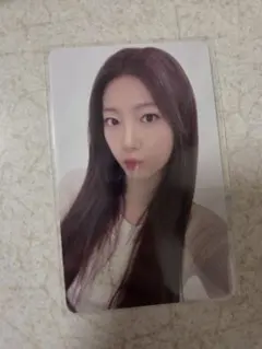 LE SSERAFIM ルセラ different ラキドロ カズハ トレカ