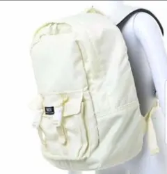 新品・未使用　BREEZE　アイボリー　リュック　Sサイズ　キッズ