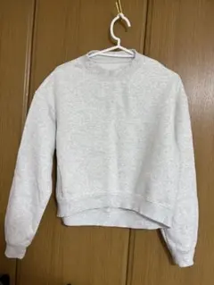 グレー パーカー