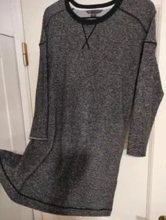 美品✦ARMANI EXCHANGE　アルマーニ　スウェットワンピースＭ　グレーのサムネイル
