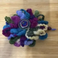 羊毛フェルト ハンドメイド ブローチ