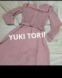YUKI TORII 赤と白ギンガムチェックワンピース清楚ななかにもおしゃれのサムネイル