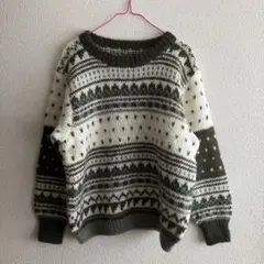 カーキ　ノルディック柄　セーター