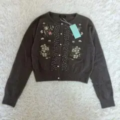 新品未使用タグ付　トッカ　カーディガン　パールボタン　ビーズ　刺繍入