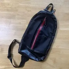 レザー ボディバッグ