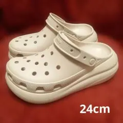 crocs 厚底サンダル　肌色