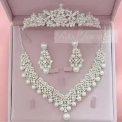 パールお花ティアラピアス/イヤリングネックレス3点セットブライダル結婚式a
