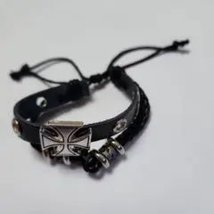 クロスモチーフ ブラックレザーブレスレット