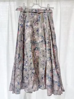 【新品】 an another angelus 花柄 ベルト付き スカートのサムネイル