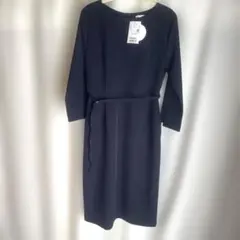 ネイビーワンピース　長袖　新品　サイズＭ