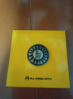 Mrs. GREEN APPLE ピンバッジ　BABELnoTOH