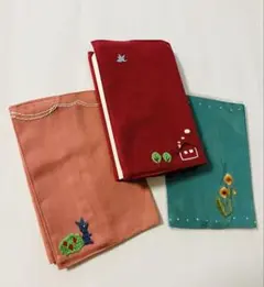 最終値下げ　刺繍デザイン ブックカバー 3点セット　文庫本用　ひだまり雑貨屋さん