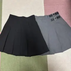 黒とグレーのプリーツミニスカート　INGNI