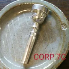 Item thumbnail for item 2aae23fc-71c3-47c0-b10b-cb893e021249