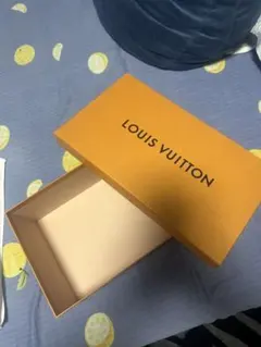 LOUIS VUITTON 空箱のサムネイル