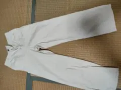 GU ホワイト カジュアルパンツ S