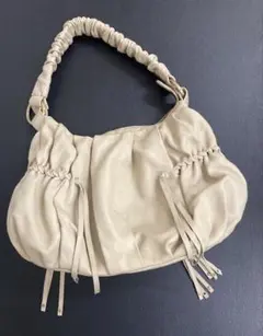 【美品】ケスクルデザイン シャーリング ワンショルダーバッグ クリームベージュのサムネイル