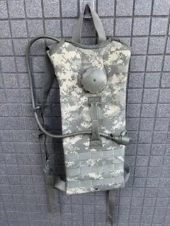米軍放出品　実物　希少　ACU UCP ハイドレーション