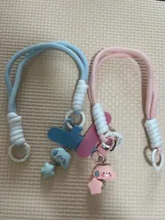 かわいい スマホハンドストラップ 2本セット （新品）