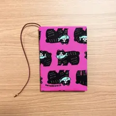 【 文庫本 】ブックカバー ハンドメイド シャケクマ ピンク