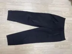 ユニクロ　ウルトラストレッチ　アクティブ　テーパード　アンクルパンツ