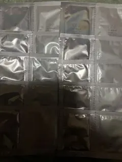 ONE BY KOSEセラムヴェールローション&エマルジョン　トライアル10