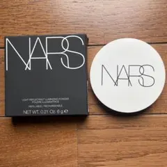 NARS ライトリフレクティング ルミナイジングパウダー　HEAVENLYのサムネイル