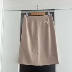 The suit company 薄いピンクベージュのタイトスカート