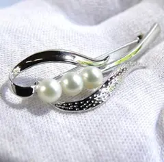 極美品】MIKIMOTO ミキモト ブローチ 6粒 アコヤ本真珠 銀製 r3 - メルカリ