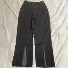 スリット入り柔らかデニムパンツ　ブラック　新品タグなし