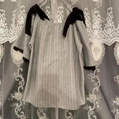 Rog out★オフショルダーシャツ グレーと黒のストライプ肩のリボン素敵☀︎
