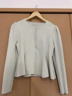 【緑】タグ付き未使用 セルフォード ペプラムニットカーディガン36 CELFORD - CELFORD セルフォード ペプラムニットカーディガン 38