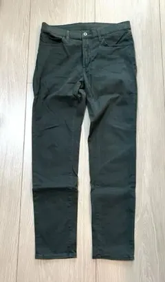 UNIQLO ユニクロ　ウルトラストレッチカラージーンズ　オリーブ　Ｍ