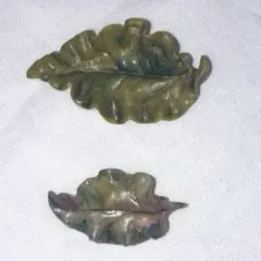 葉っぱ型ブローチ・大小セット