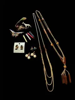 アクセサリーセット ネックレス・ブローチ・イヤリング　まとめ売り