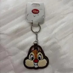 ディズニーストア　チップとデール　さがら刺繍　キーホルダー
