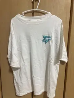 younger song Tシャツ