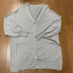 アースミュージックアンドエコロジーのカーディガン