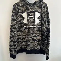 UNDER ARMOUR カモフラージュ迷彩パーカー