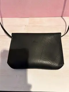 【未使用】ilona 本革 レザー サコッシュ ウォレットバッグ ブラック 黒