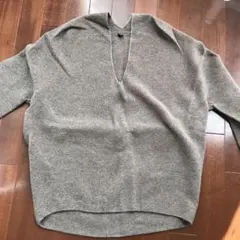 UNIQLO セーター　ホールガーメント【12／24まで】